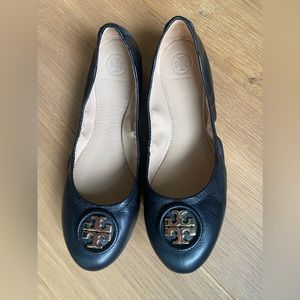 Tory Burch black flats size 9
